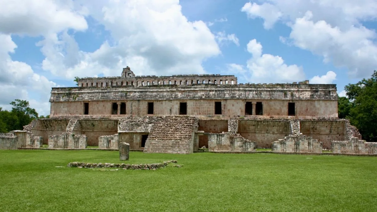 cité maya découverte 2025